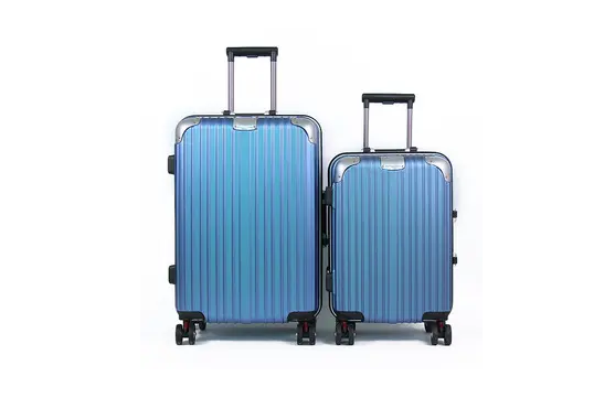 坐飛機行李箱免費托運不能超過多少斤2
