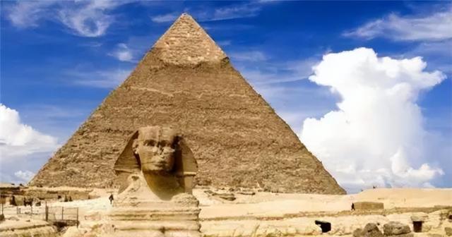 金字塔的最終真相：一份3000年前的手稿，意外揭開塔尖頂石之謎