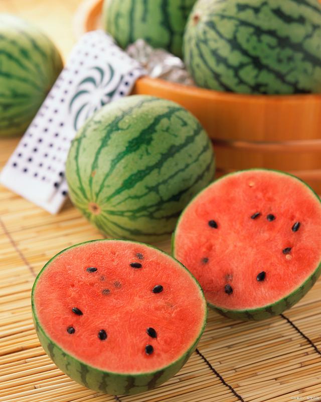 西瓜是寒性的水果嗎?營養價值是什么?